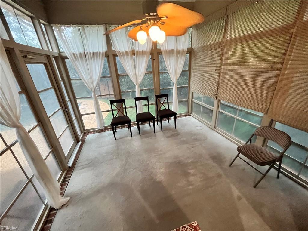 305 Fairway Lane Yorktown VA 23693
