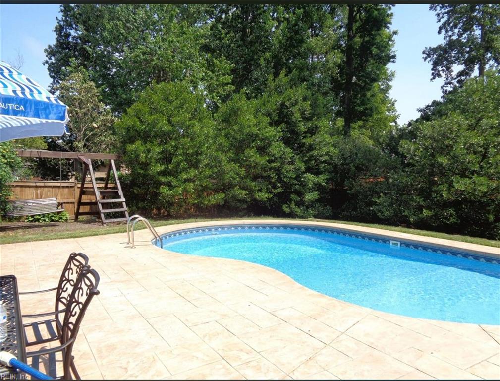 305 Fairway Lane Yorktown VA 23693