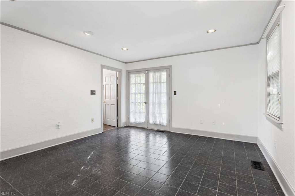 85 Hopkins Street Newport News VA 23601