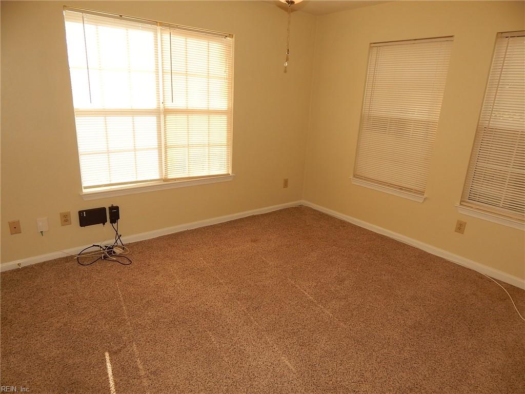 307 Ferguson Bend Yorktown VA 23693