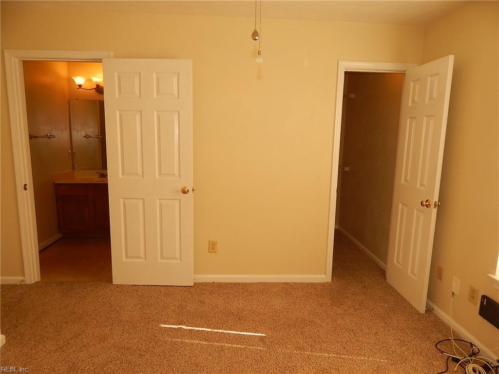 307 Ferguson Bend Yorktown VA 23693