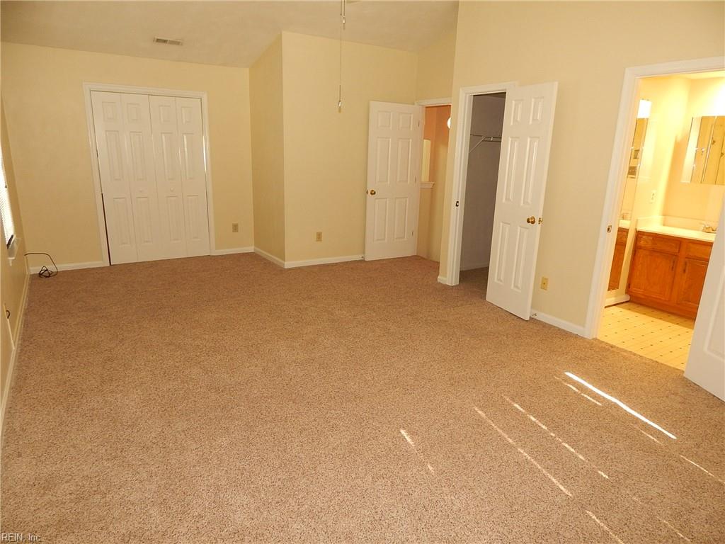 307 Ferguson Bend Yorktown VA 23693