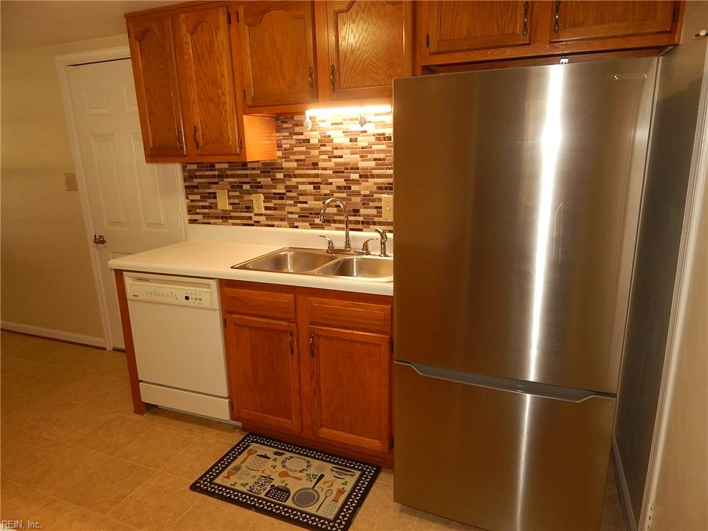 307 Ferguson Bend Yorktown VA 23693