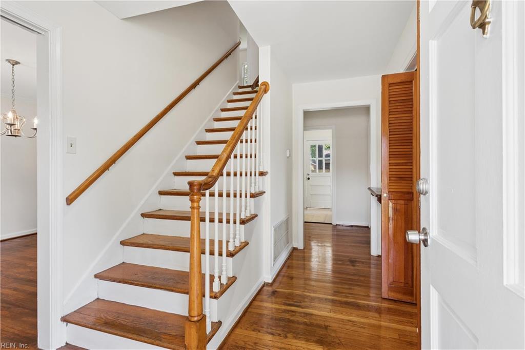 122 Kohler Crescent Newport News VA 23606