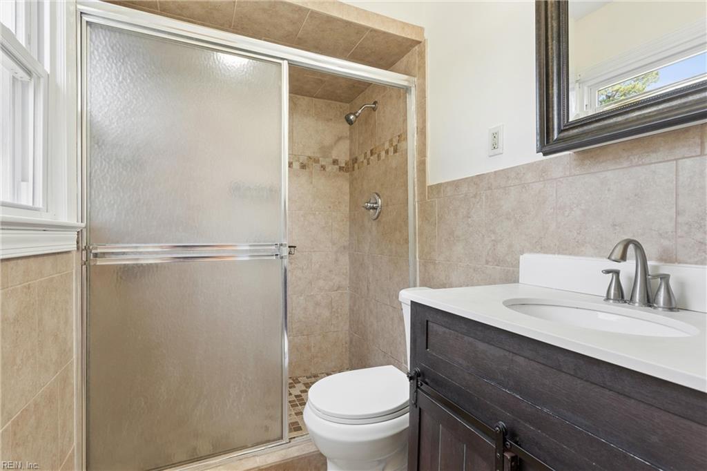 122 Kohler Crescent Newport News VA 23606