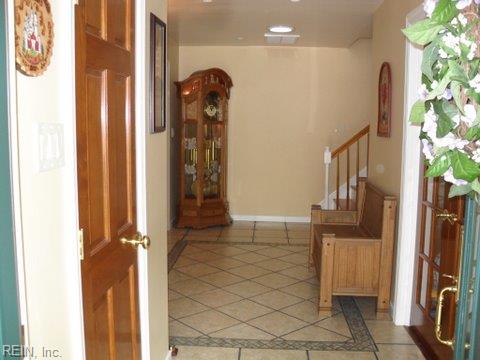106 Lakeview Drive Yorktown VA 23692