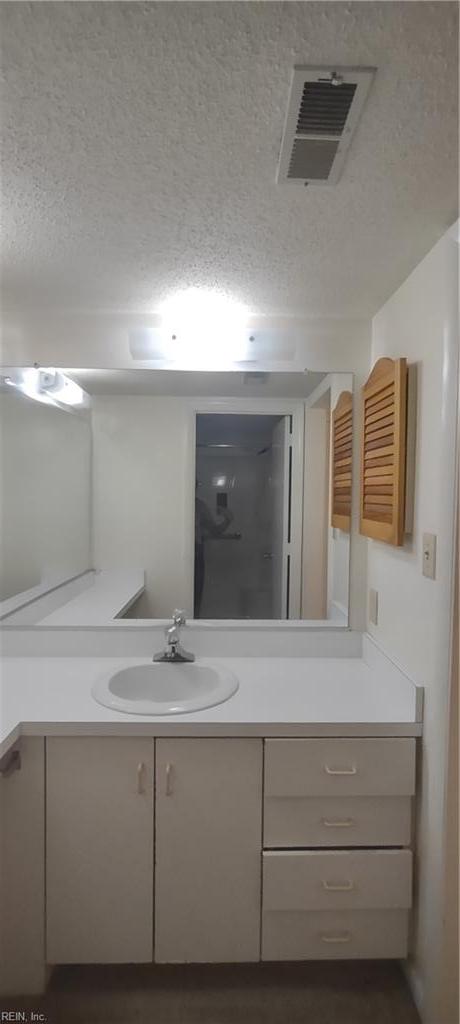 6 Ridgewood Parkway Newport News VA 23602