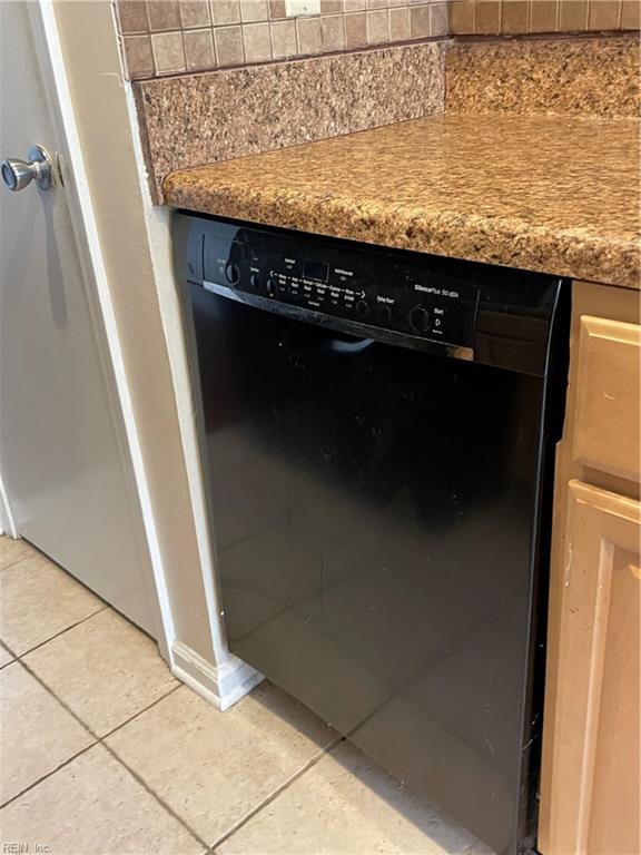 110 Heather Way Yorktown VA 23693