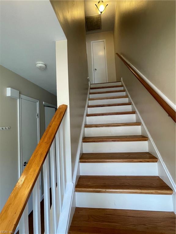 110 Heather Way Yorktown VA 23693