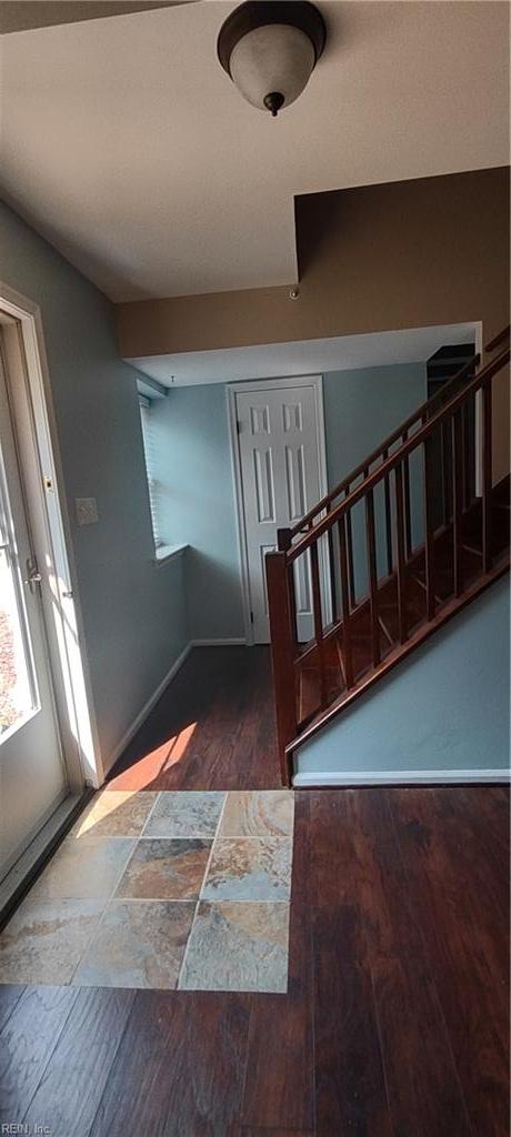 5 Hadley Place Newport News VA 23608
