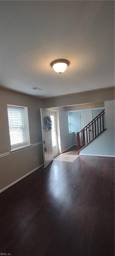 5 Hadley Place Newport News VA 23608