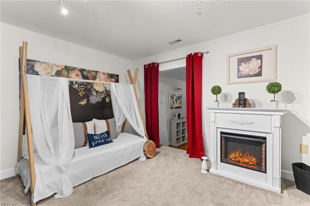 10357 Warwick Boulevard Newport News VA 23601