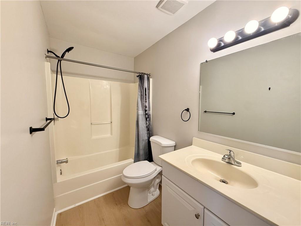512 Thorncliff Drive Newport News VA 23608