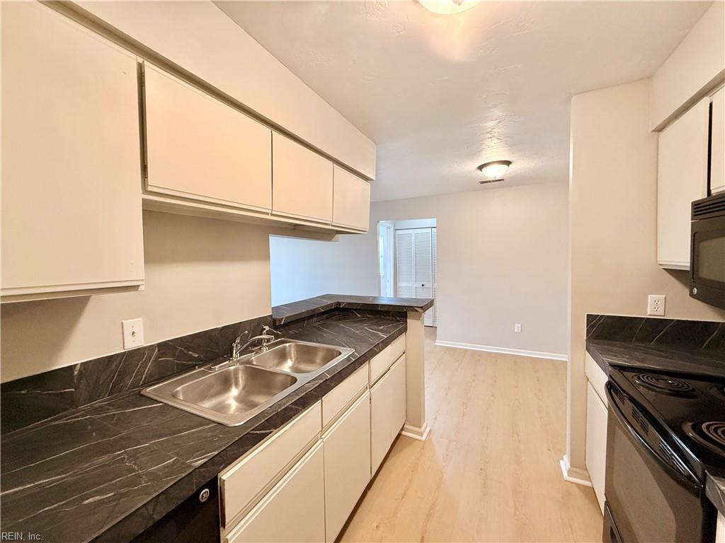 512 Thorncliff Drive Newport News VA 23608