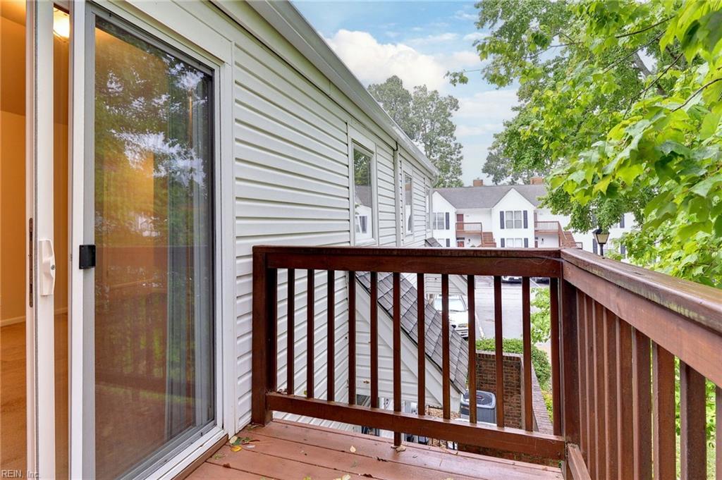 526 Ironwood Drive Yorktown VA 23693