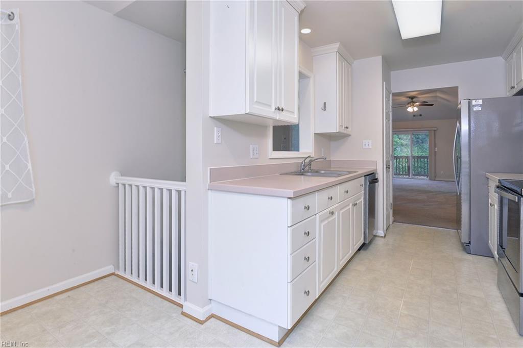 526 Ironwood Drive Yorktown VA 23693