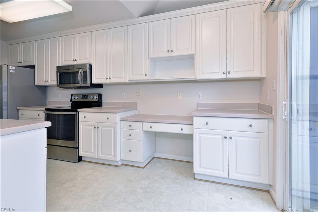 526 Ironwood Drive Yorktown VA 23693