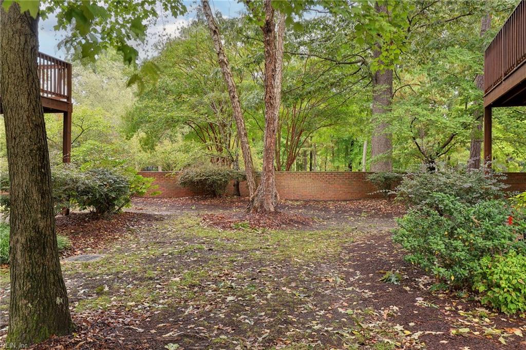 526 Ironwood Drive Yorktown VA 23693