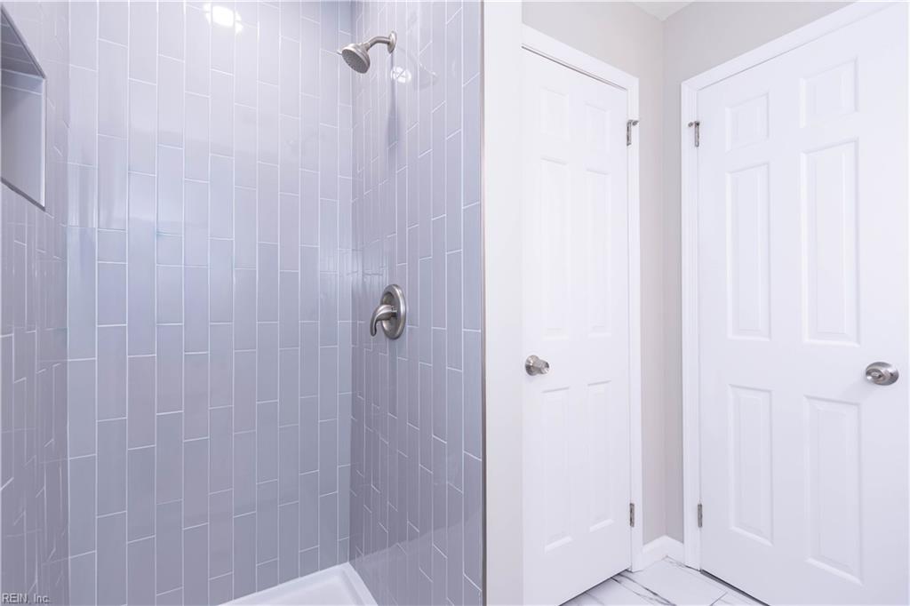 724 Lucas Creek Road Newport News VA 23602