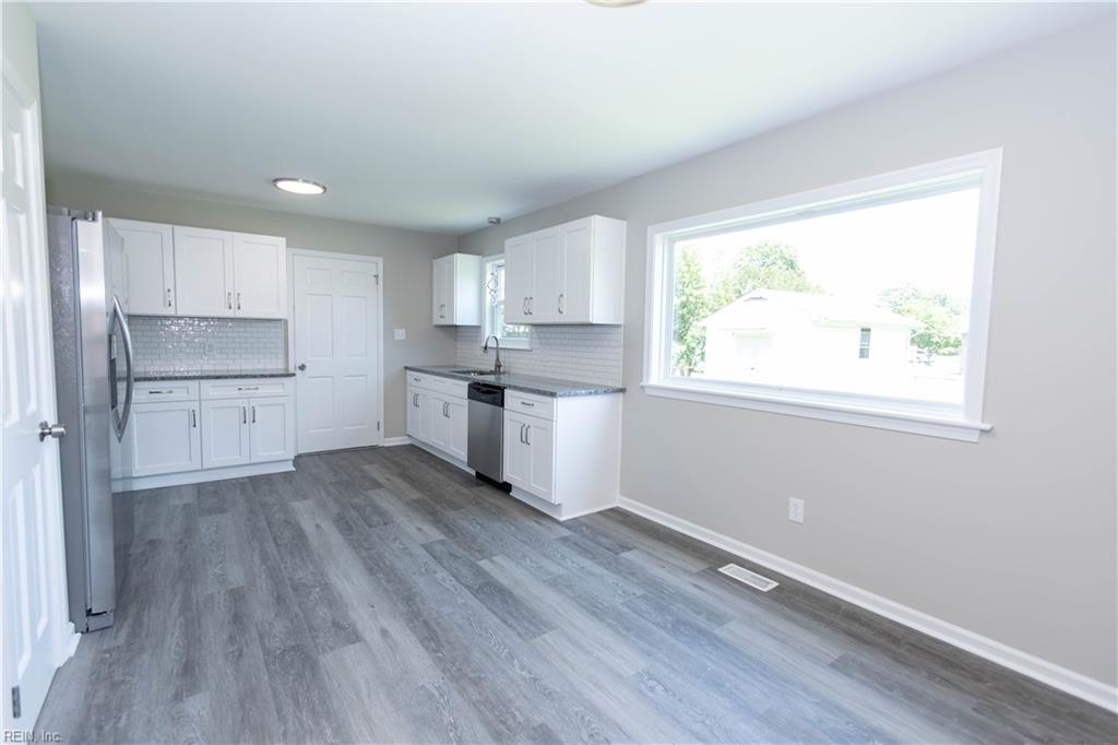 724 Lucas Creek Road Newport News VA 23602