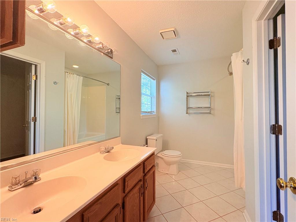 110 Amelia Court Yorktown VA 23693