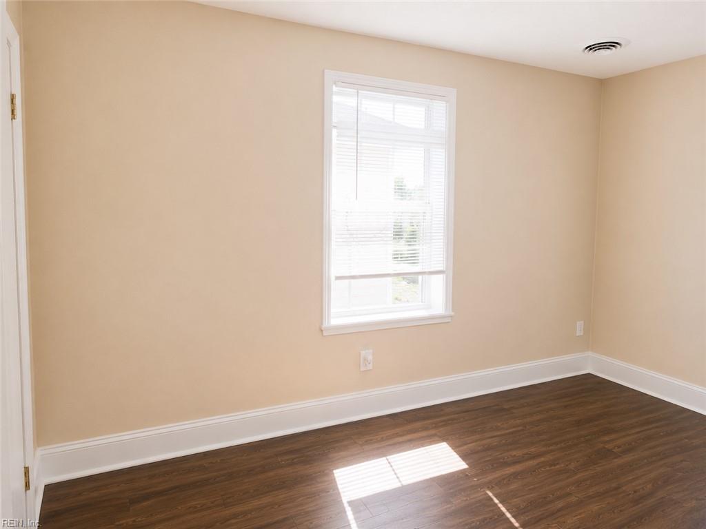 1032 37th Street Newport News VA 23607