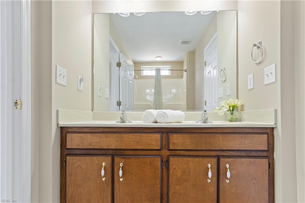 1915 Algonquin Trail Williamsburg VA 23185