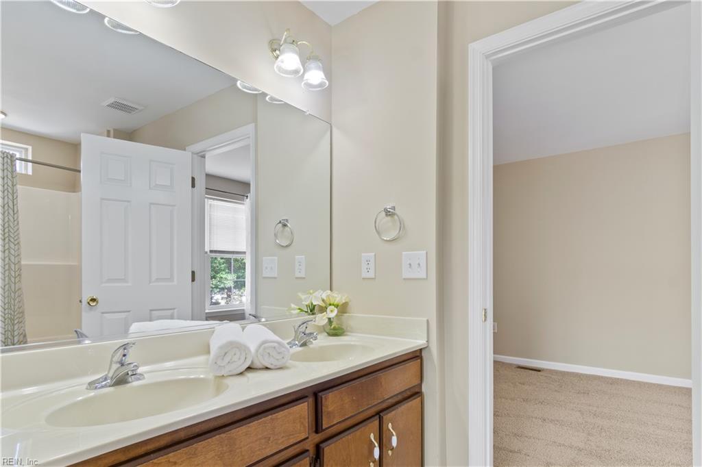 1915 Algonquin Trail Williamsburg VA 23185