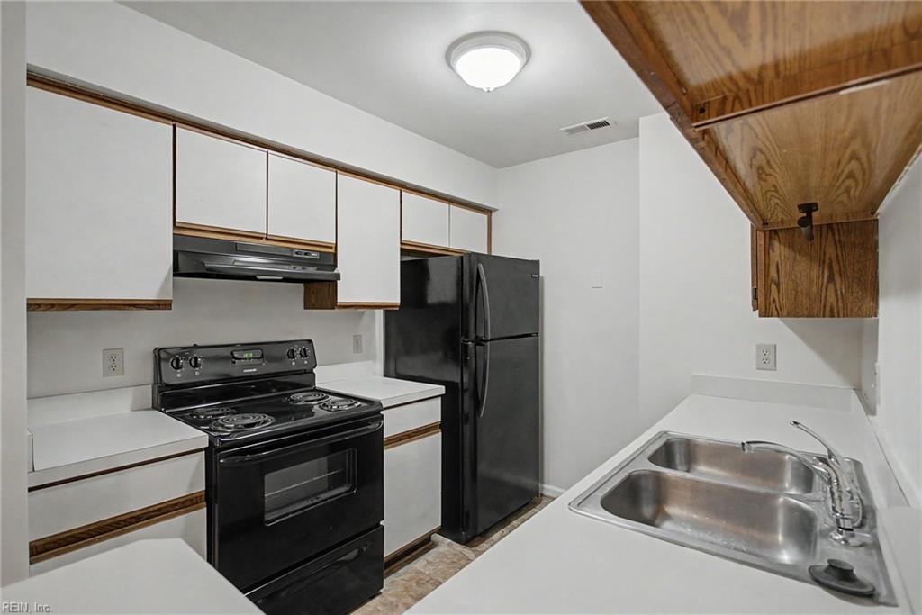 540 Pineland Circle Newport News VA 23608