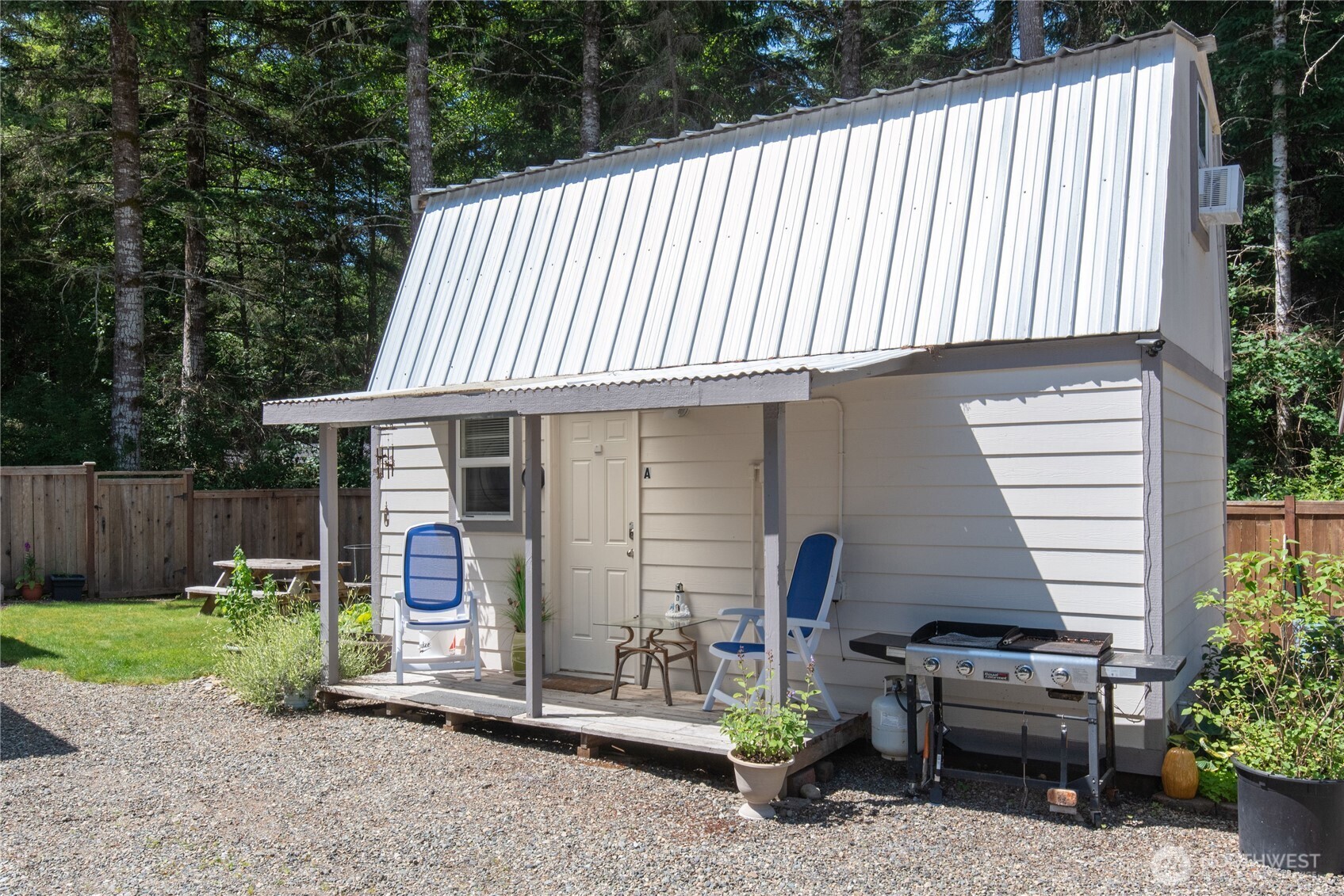 30 E Richardson Road Belfair WA 98528