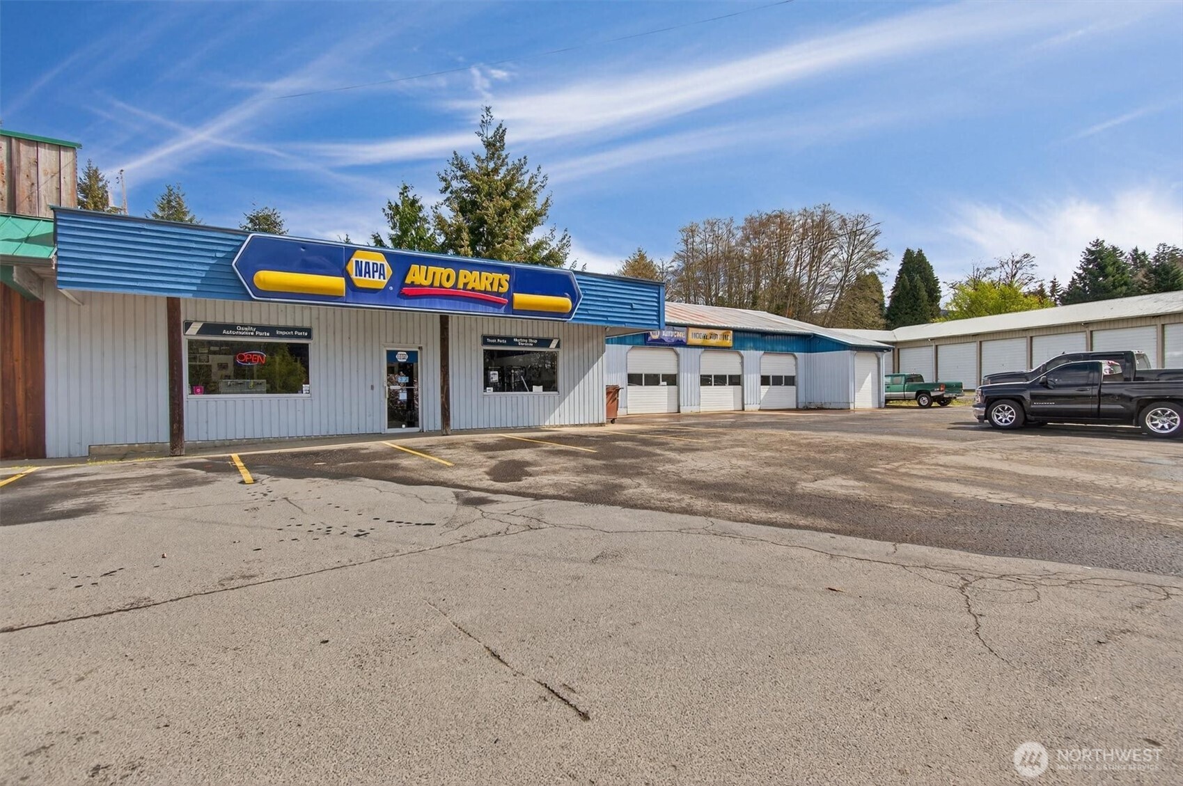 305 E State Route 4 Cathlamet WA 98612