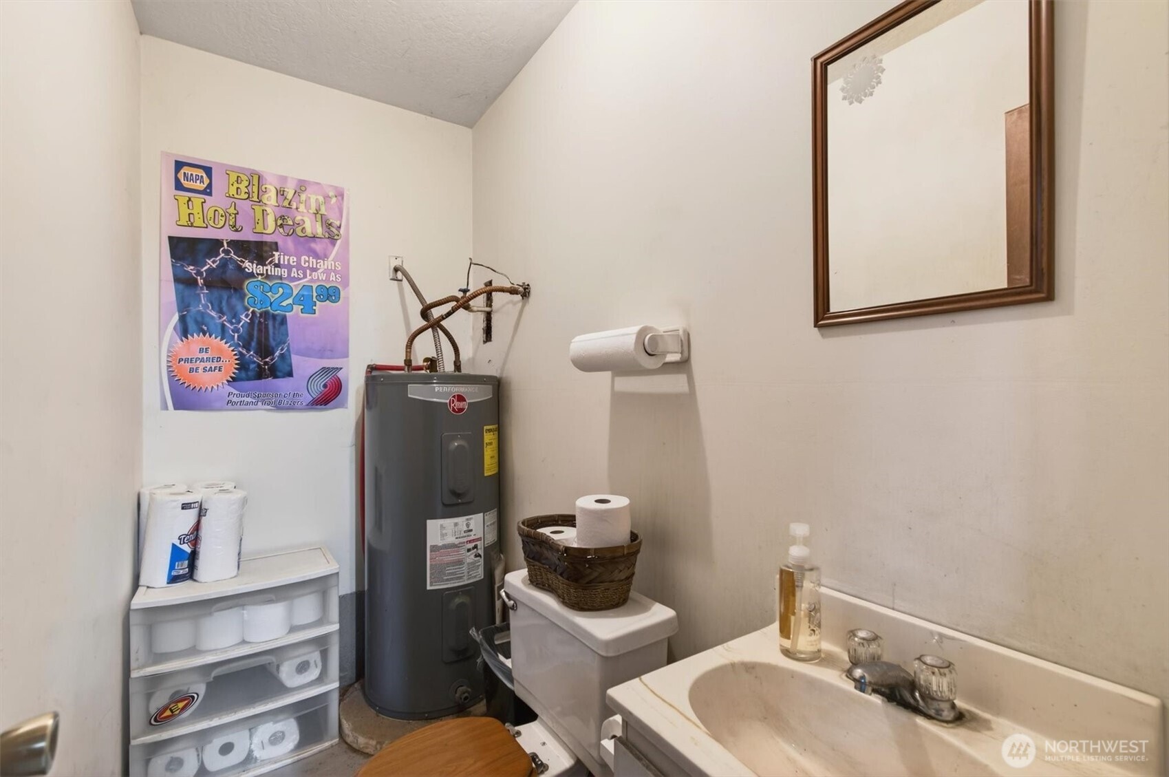 305 E State Route 4 Cathlamet WA 98612