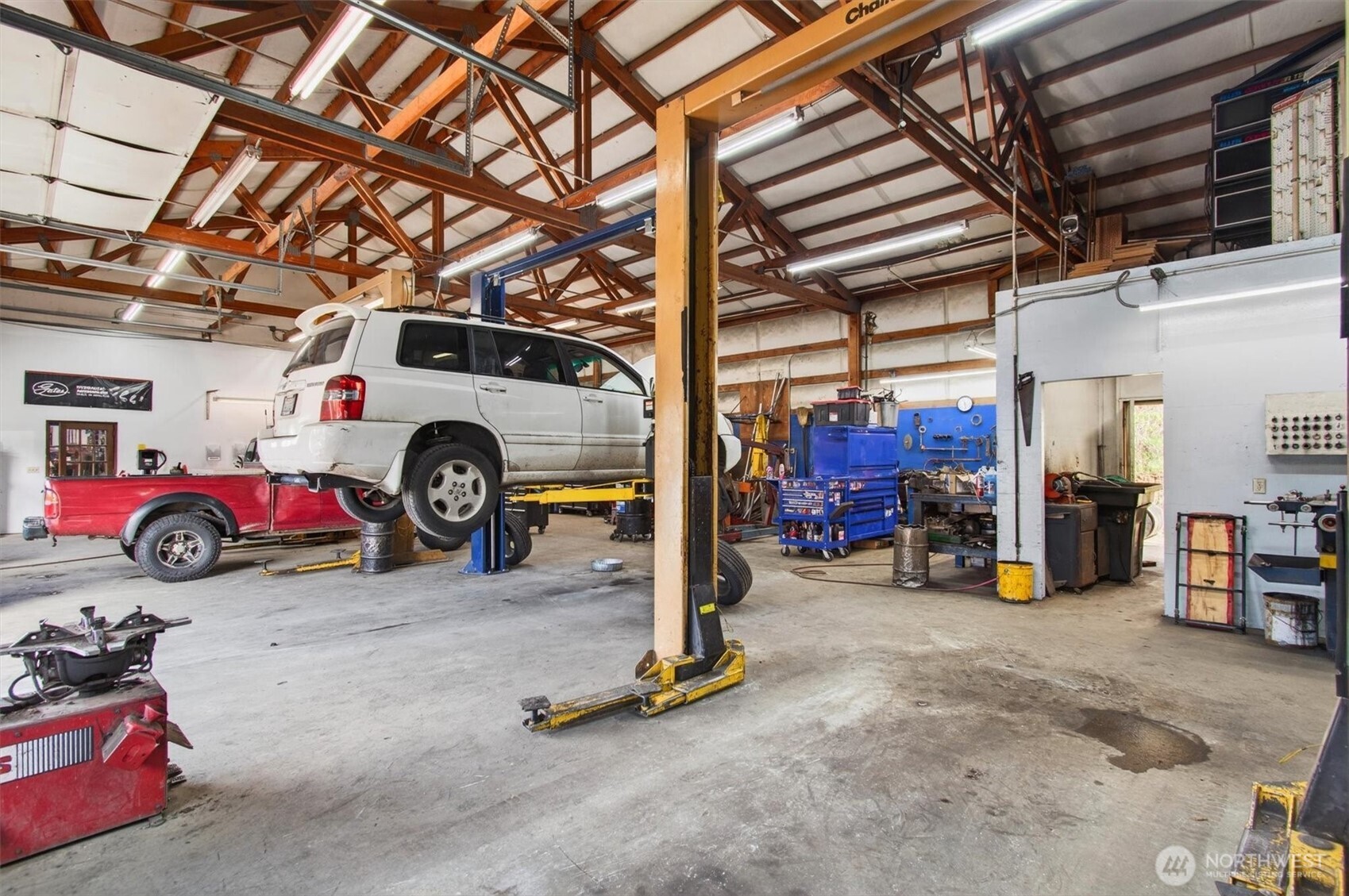 305 E State Route 4 Cathlamet WA 98612