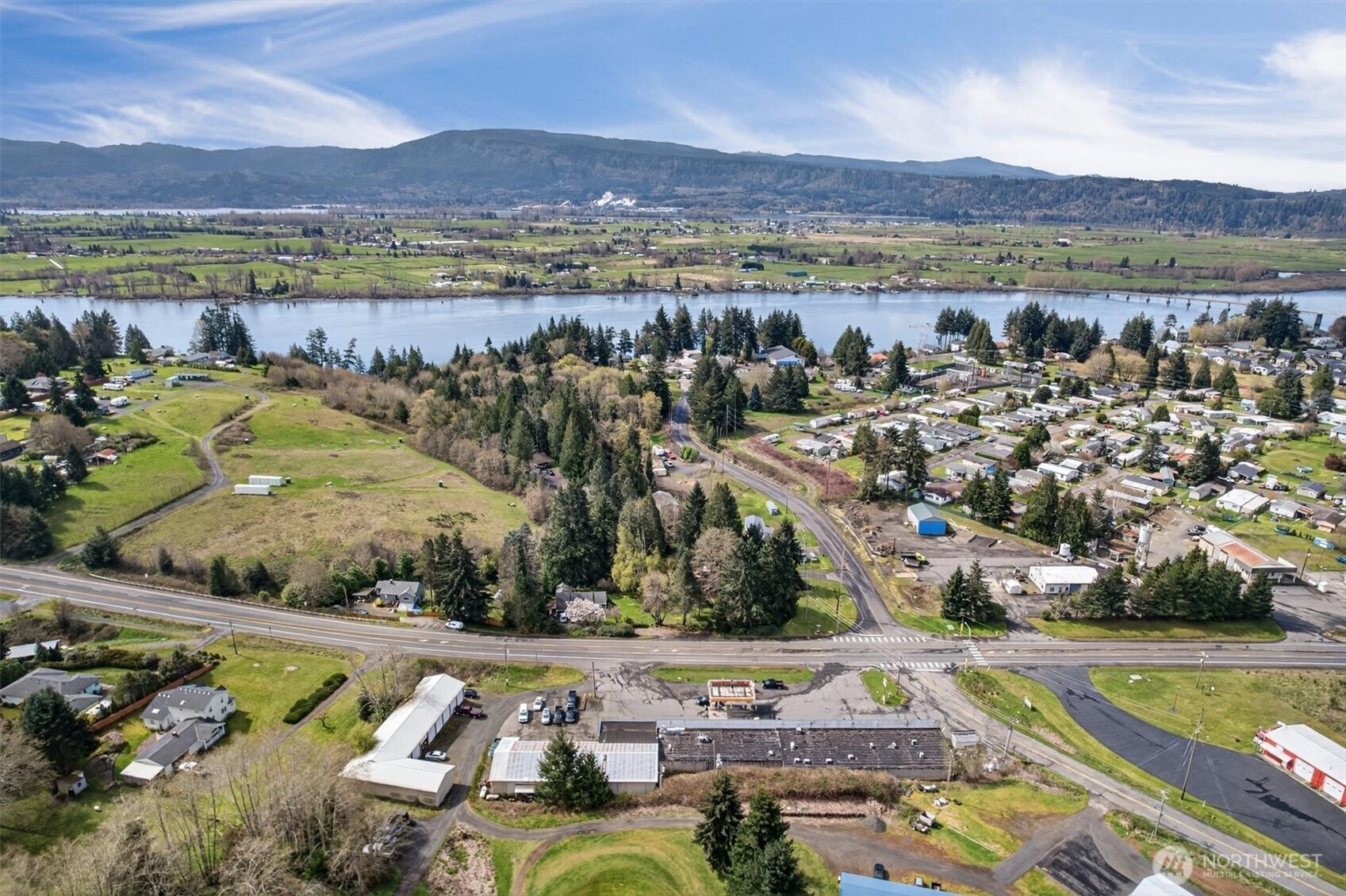 305 E State Route 4 Cathlamet WA 98612