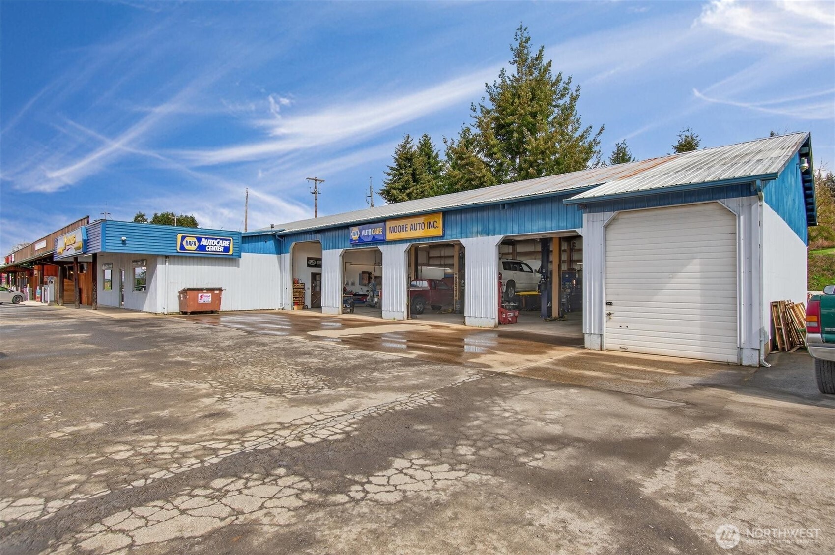 305 E State Route 4 Cathlamet WA 98612