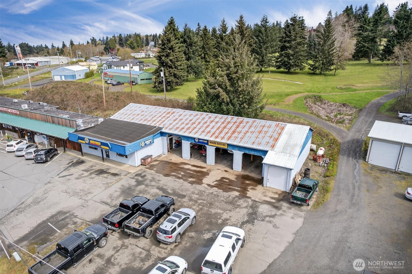 305 E State Route 4 Cathlamet WA 98612