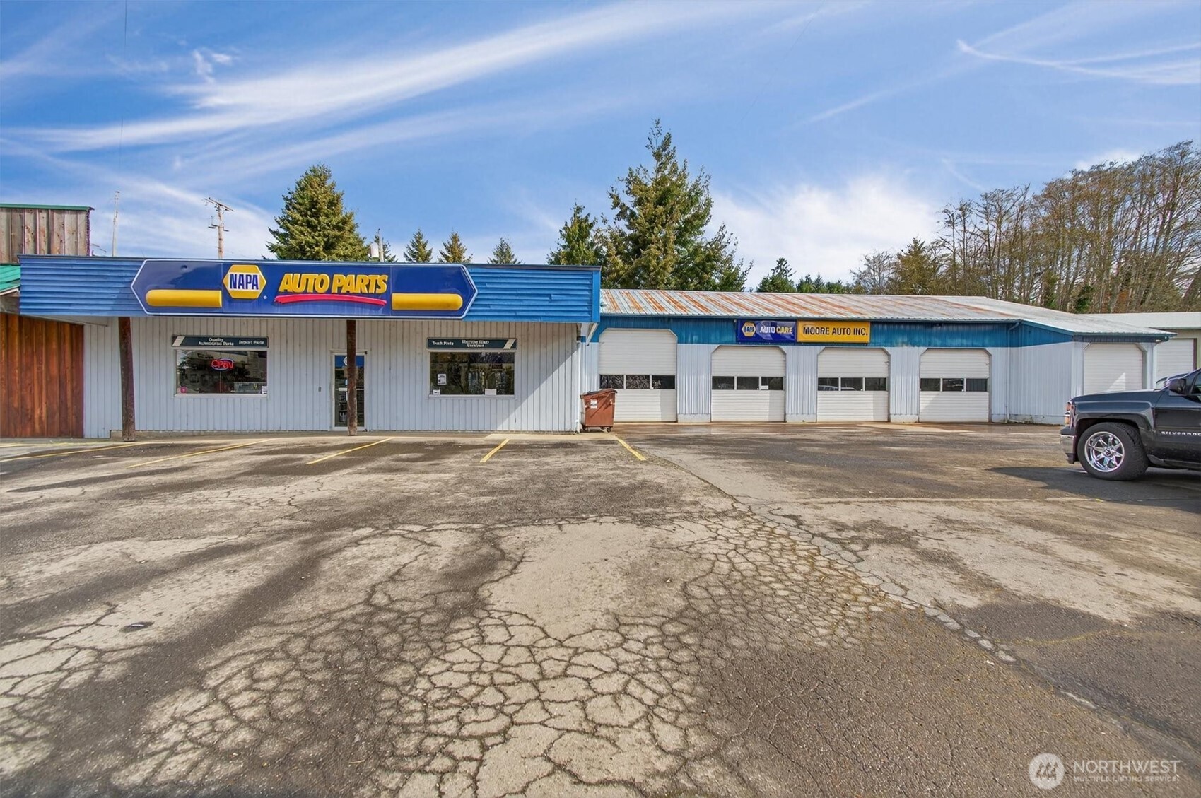305 E State Route 4 Cathlamet WA 98612