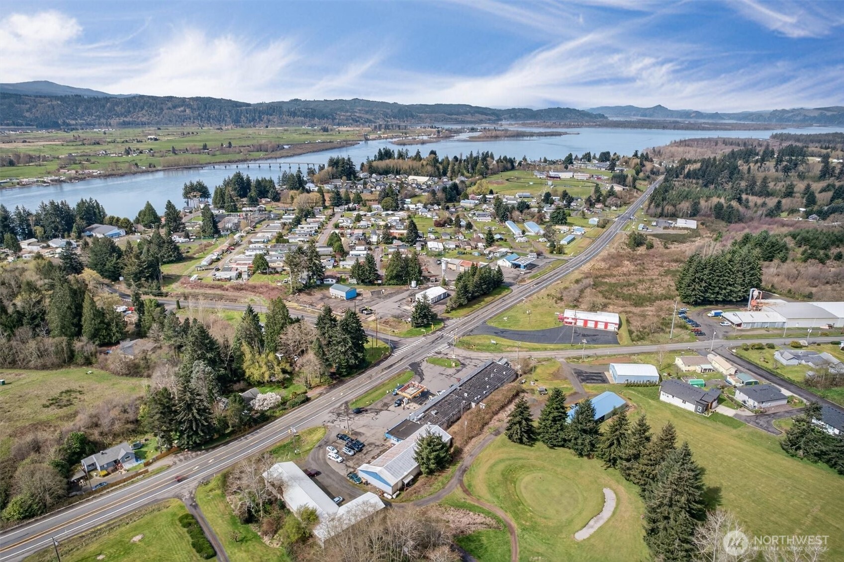305 E State Route 4 Cathlamet WA 98612