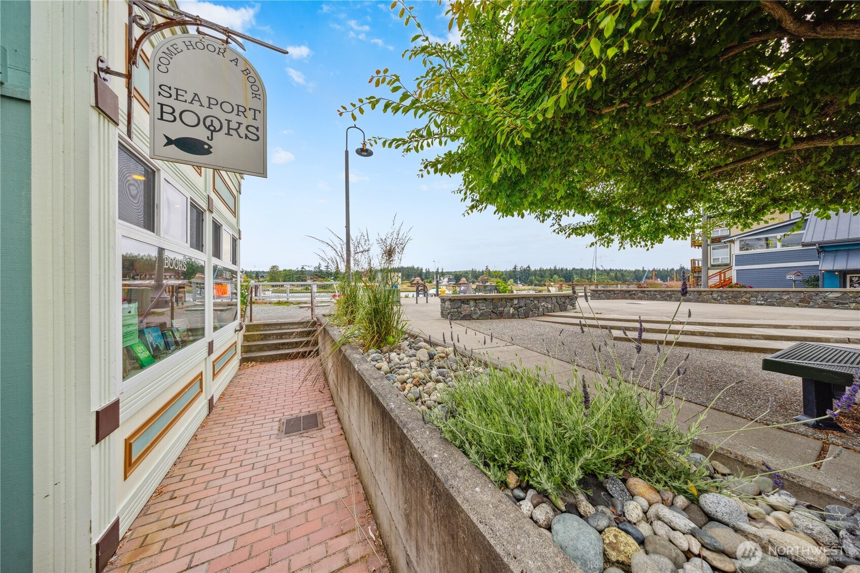 106 S 1st Street La Conner WA 98257