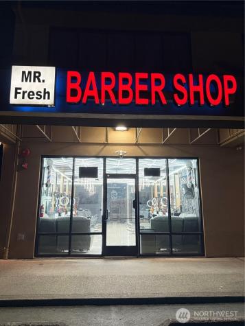 1601 W Meeker Street Kent WA 98032