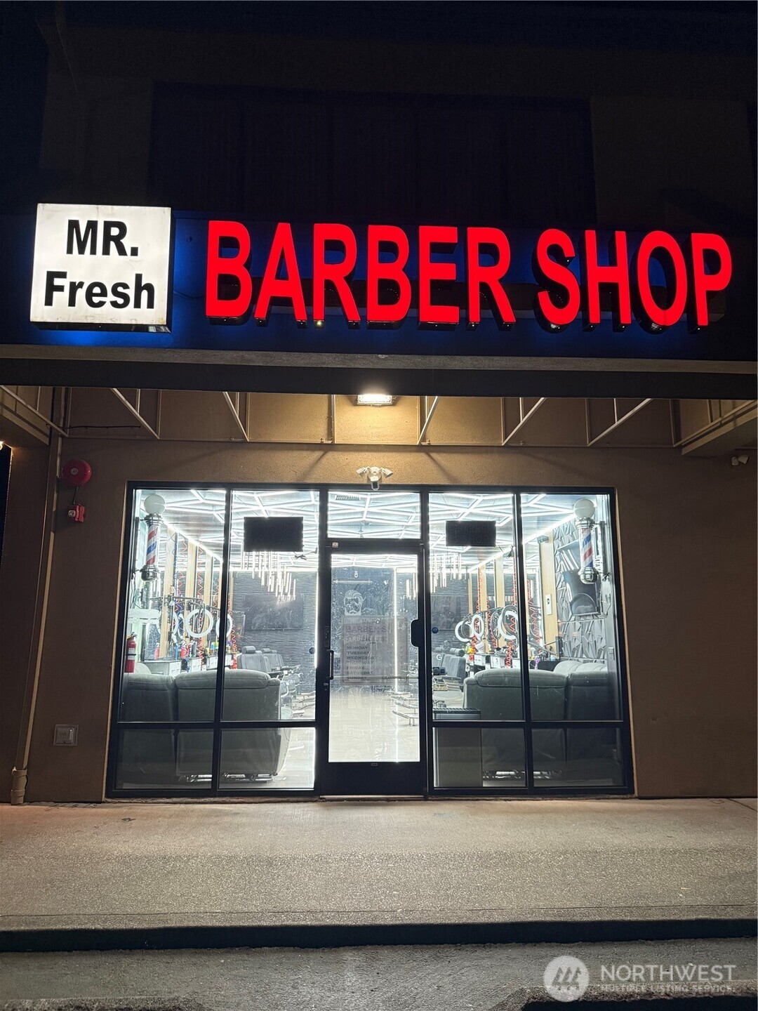 1601 W Meeker Street Kent WA 98032