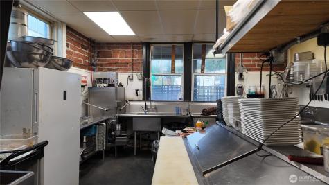 404 S 3rd Mount Vernon WA 98273