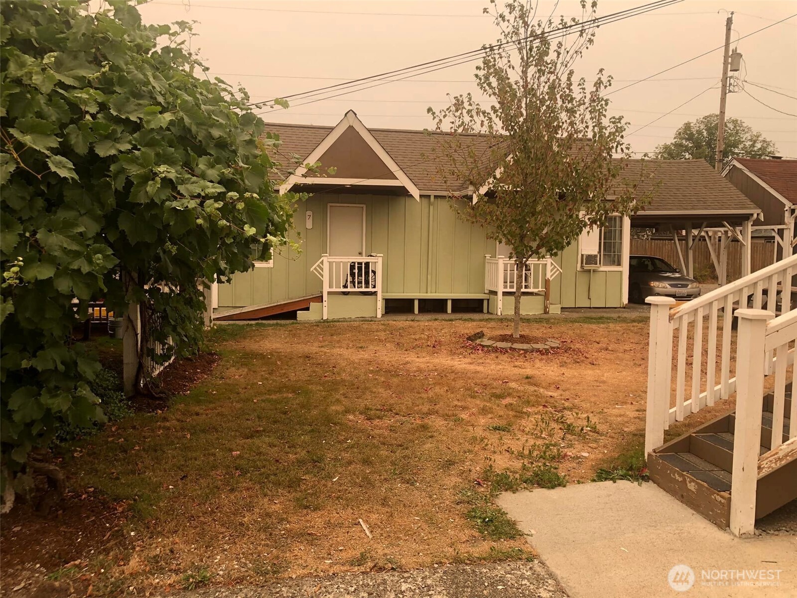 208 E Main Street Elma WA 98541