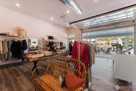 10 Wapato Point Parkway Manson WA 98831