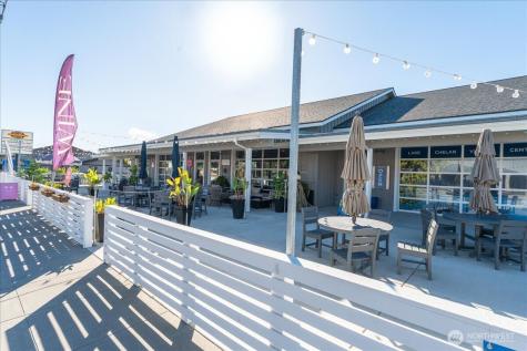 10 Wapato Point Parkway Manson WA 98831