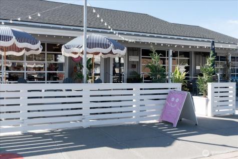 10 Wapato Point Parkway Manson WA 98831