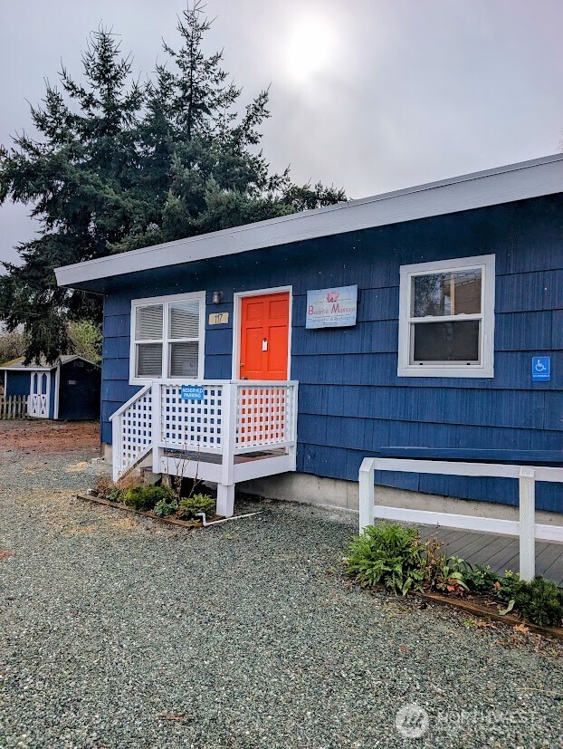 119 N 3rd Street La Conner WA 98257