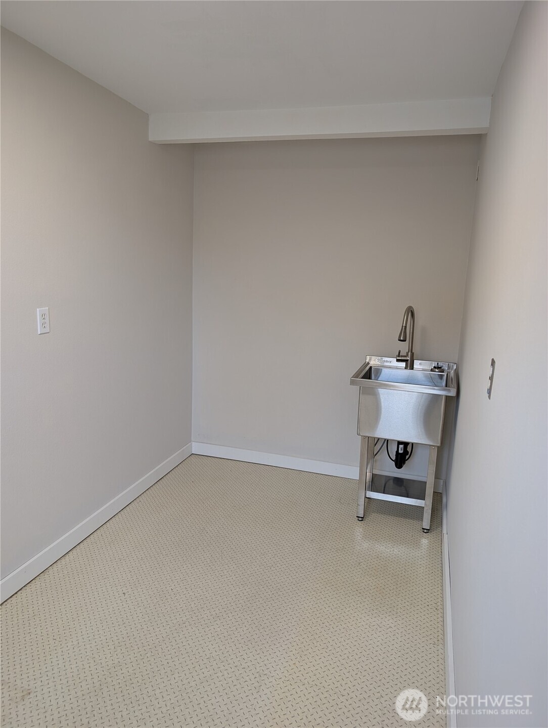119 N 3rd Street La Conner WA 98257