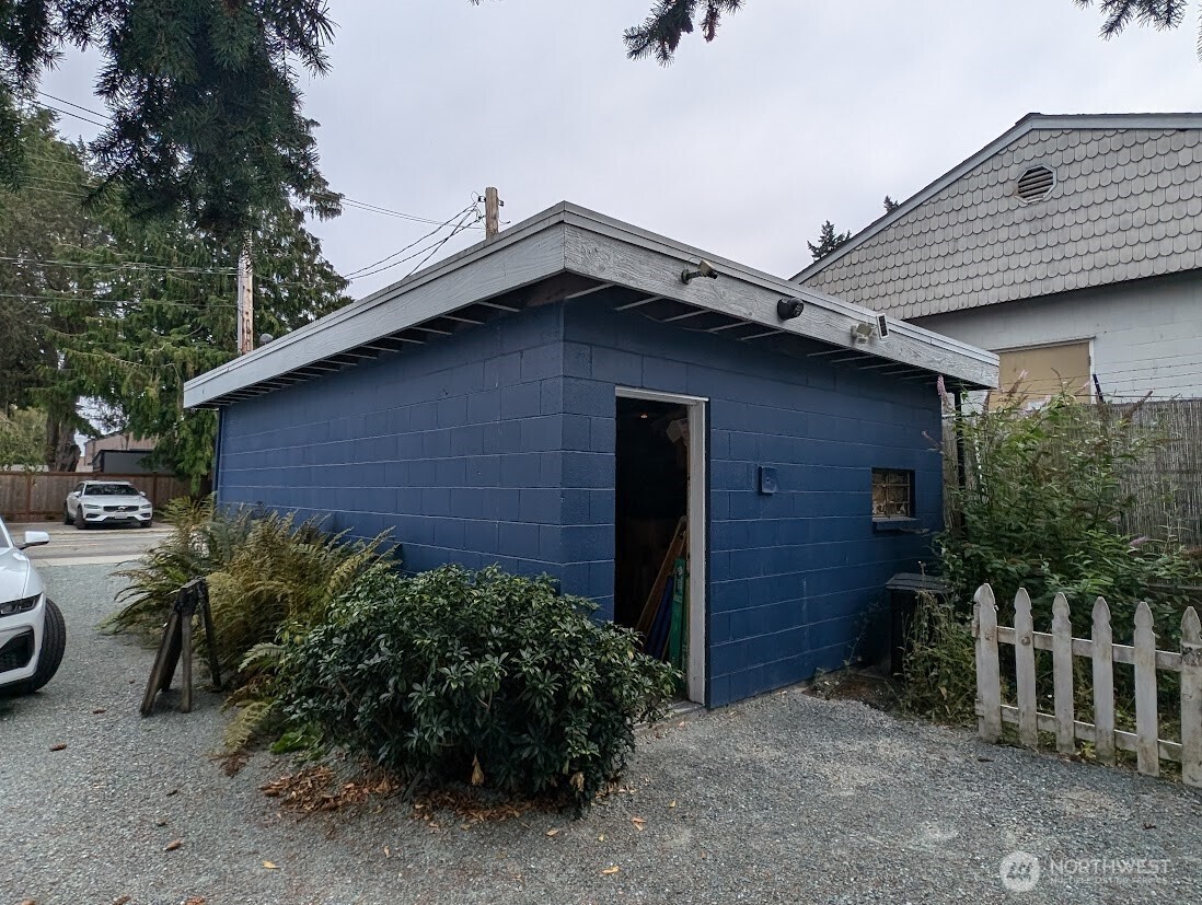 119 N 3rd Street La Conner WA 98257