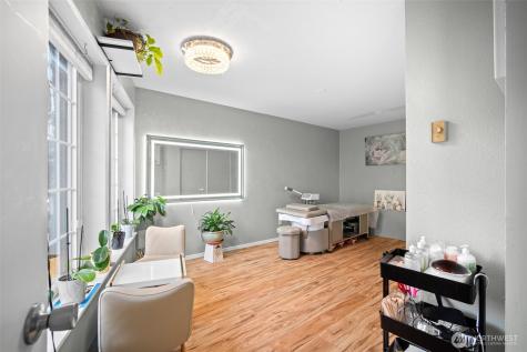 1337 Lincoln Street Bellingham WA 98229